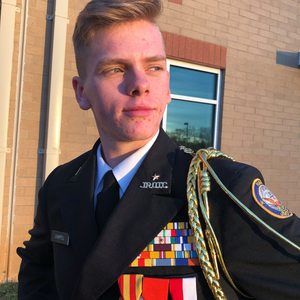 Meet your Posher, Steven